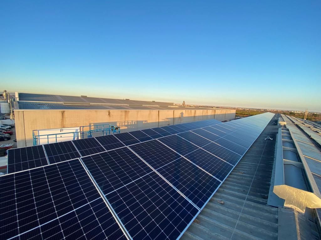Aldea Energy pone en marcha dos comunidades solares en Albacete para abaratar la factura de la luz a más de 70 familias